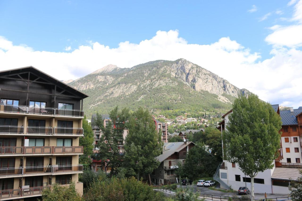 Appartement Au Depart Des Remontees Mecaniques - Briancon Exterior foto